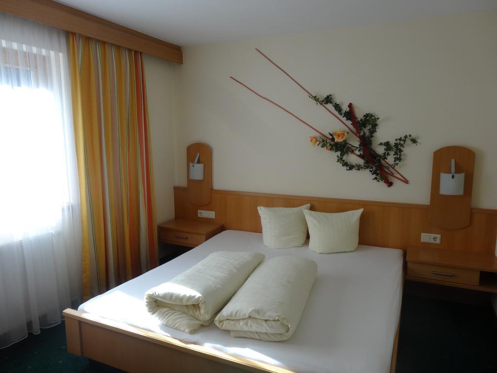 Koeflerhof Appartements 장크트 리온하드 임 피츠탈 객실 사진